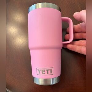 20 oz yeti cup with handle. Never been used. No Top